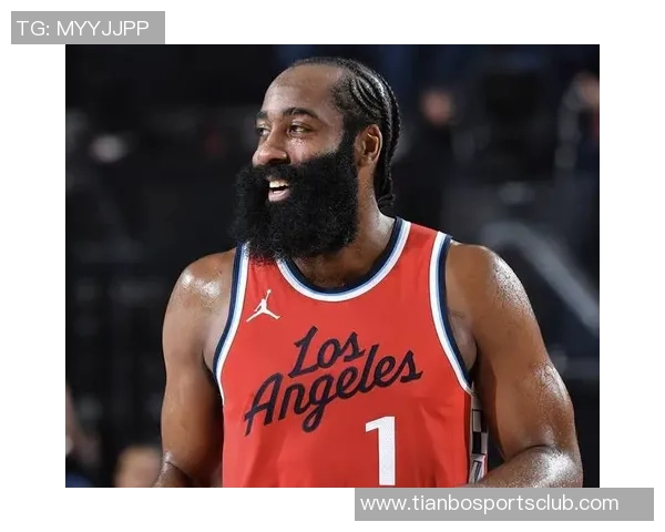 快船半场领先76人哈登首节表现抢眼乔治复出贡献数据